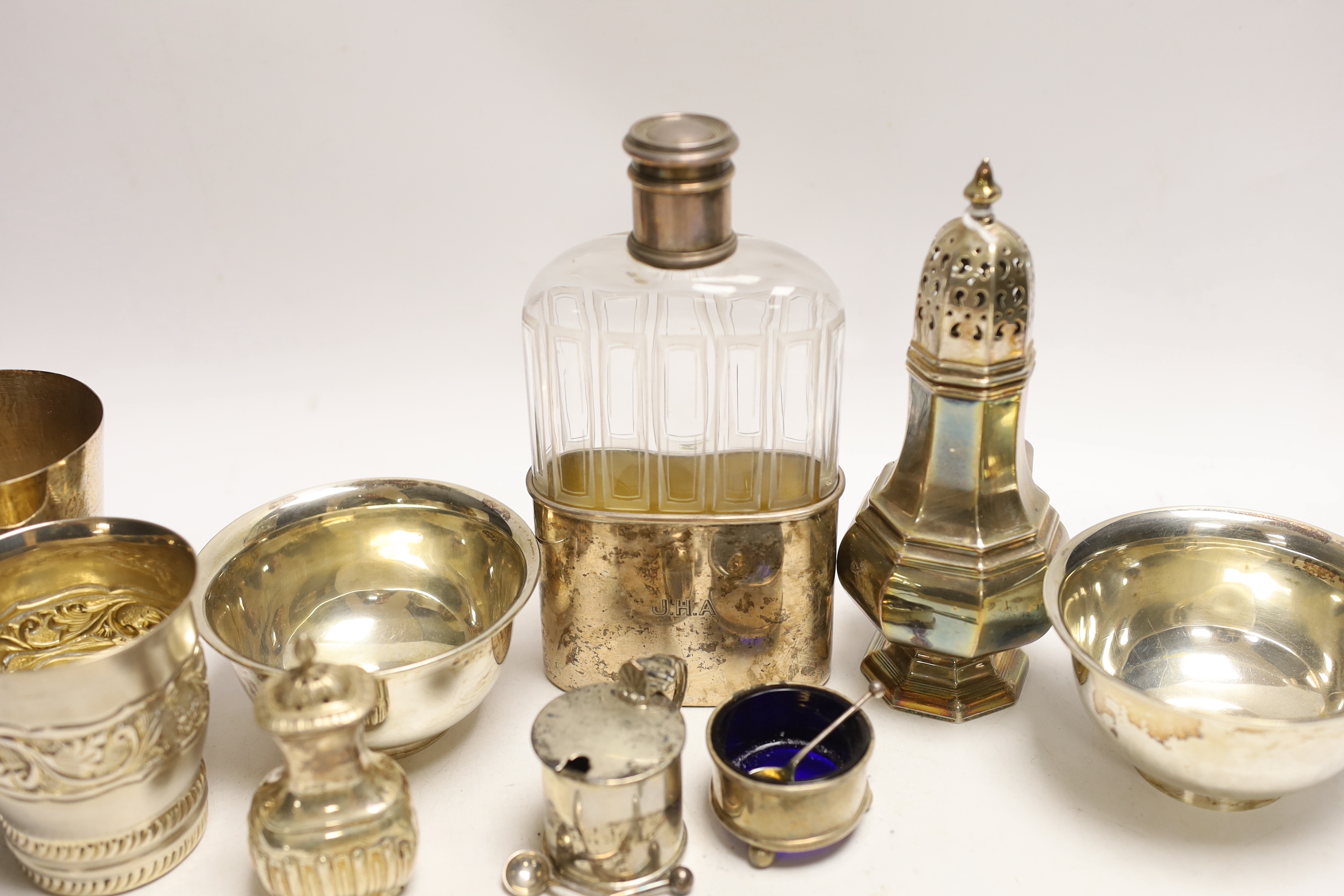 Sundry small silver including a George V sugar caster, small trophy cup, two small spoons, a fruit knife and three condiments, together with a pair of Chinese Wai Kee sterling bowls, two white metal vases and a French wh